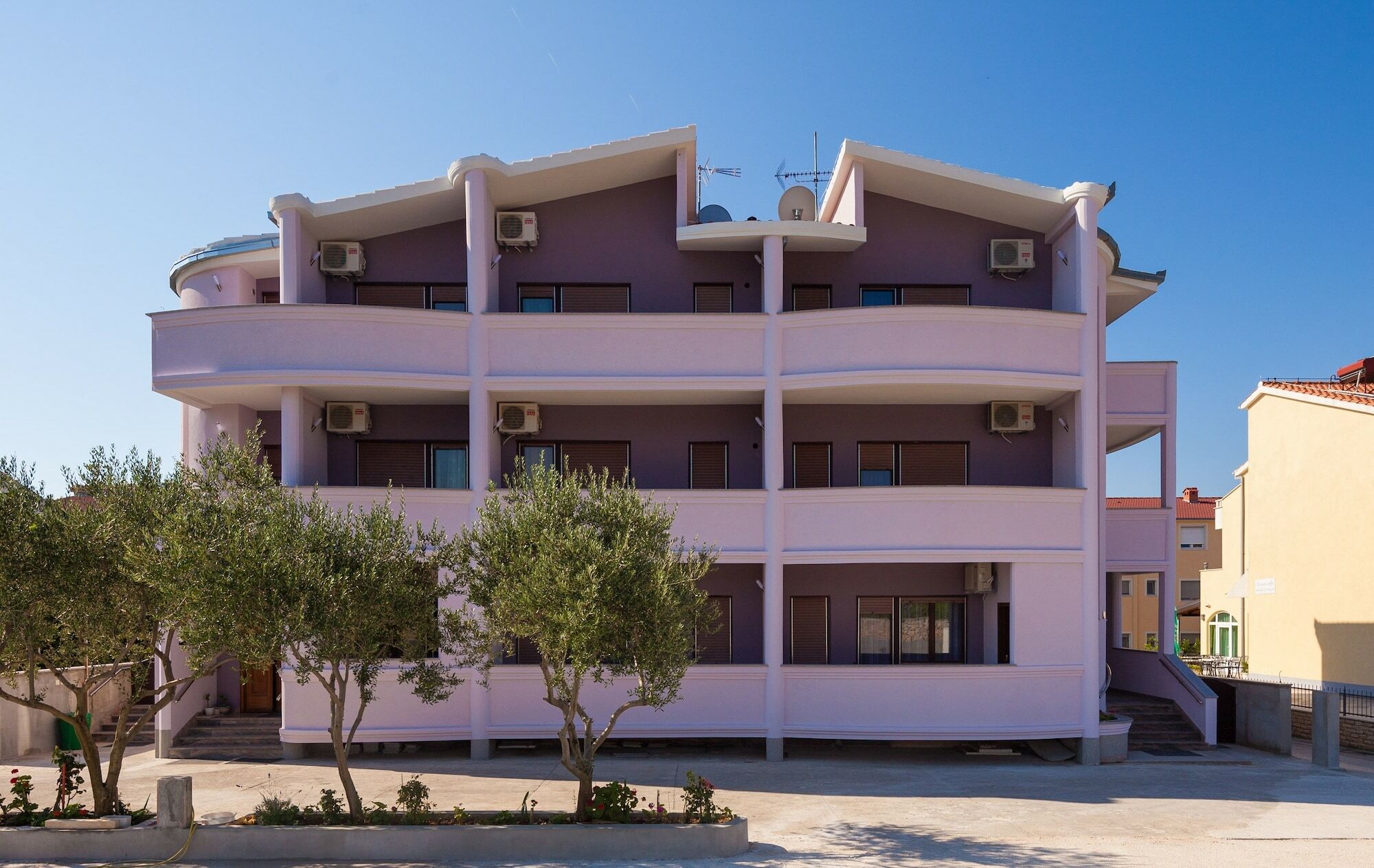 Apartments Mara Каштела Экстерьер фото