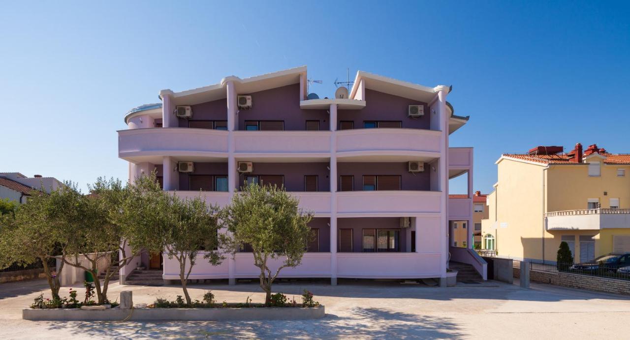 Apartments Mara Каштела Экстерьер фото
